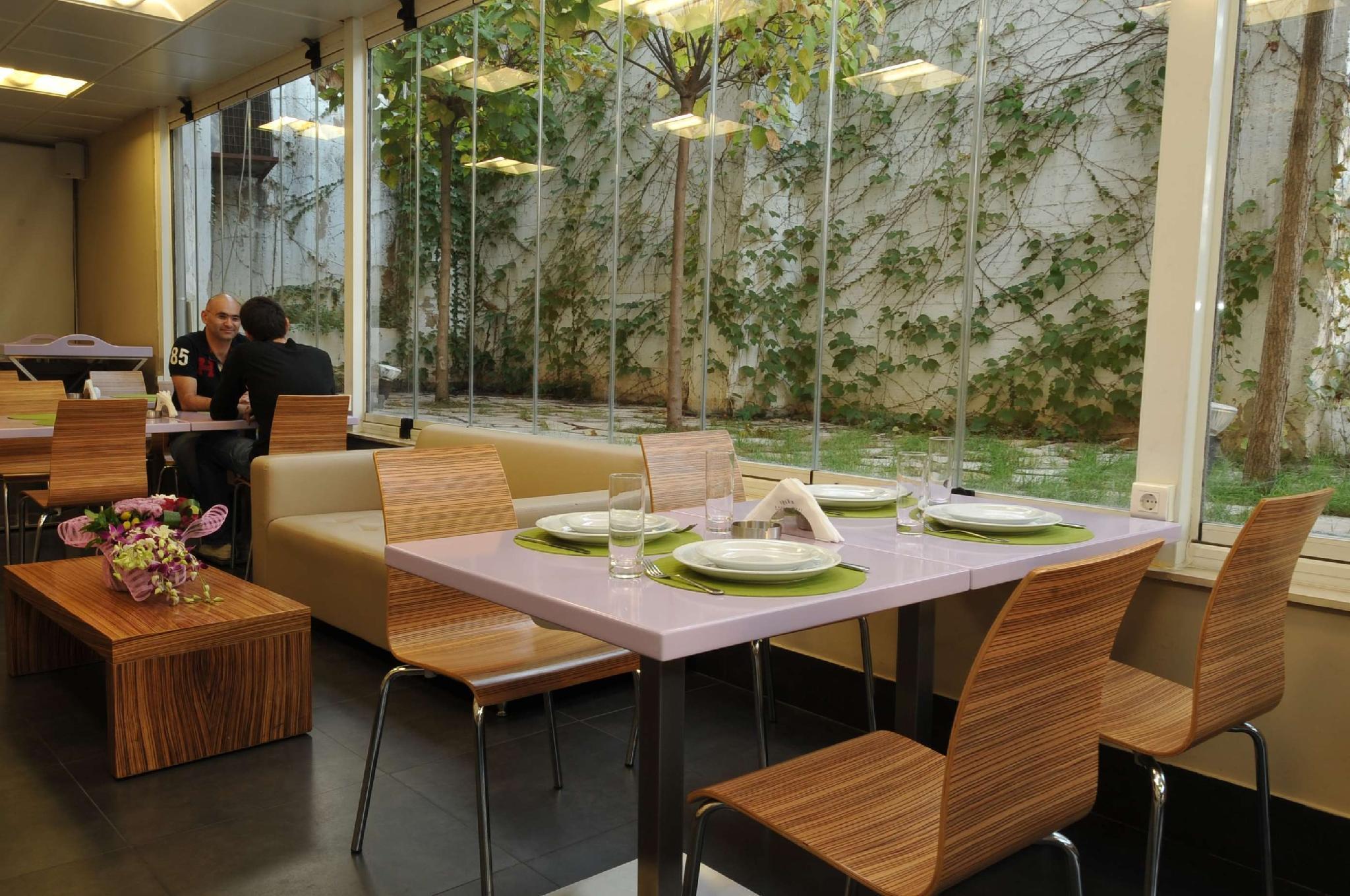 Suite Hotel Chrome - Beirut Bagian luar foto